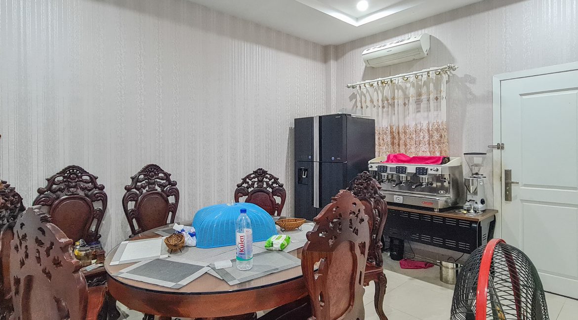 IP0046-Property-Cambodia-Single-Villa-at-Borey-Angkor-Phnom-Penh-Park-10